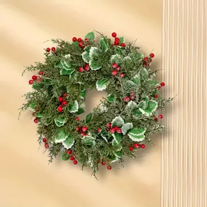 Ghirlanda di Natale Artificiale Con Bacche Rosse Aghi di Pino Brinati Foglie di Agrifoglio Per Porta D'ingresso Festa Decorazione Casa