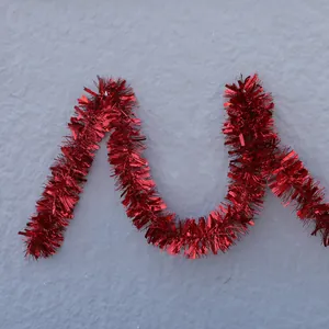 Guirlande de Noël rouge métallique pour décoration de fêtes et de soirées