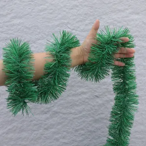 Green 2-meter festive tinsel garland for Christmas and wedding celebration decorations