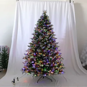 Albero di Natale artificiale PE PVC con luci LED, bacche rosse e effetto neve