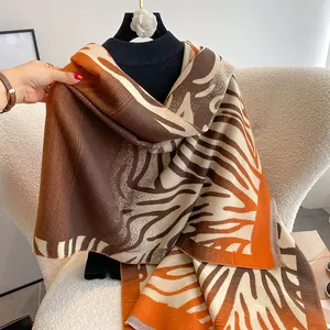 Sciarpa In Viscosa Spessa Da Donna Invernale Con Motivo Zebra Sfumato Scialle Caldo Con Nappe Pashmina Lunga Per Viaggi Quotidiani