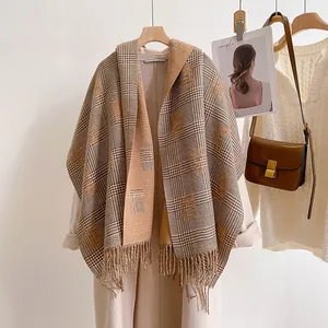Retro plaid tassel shawl scarf with earthy tones and jacquard pattern for women