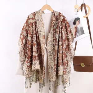 Sciarpa bohémien jacquard paisley con nappe decorative in stile etnico vintage per donna