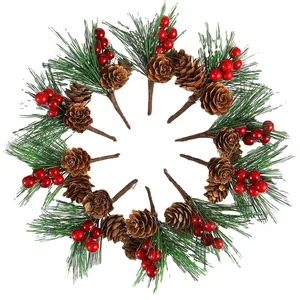 Aiguilles de pin artificielles avec baies rouges et cônes pour décor de Noël DIY