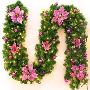 2,7m Weihnachtsgirlande mit grünen Nadeln, rosa Blüten und warmen LED-Lichtern