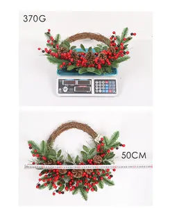 Detailed size and weight measurement of the 50cm Christmas wreath with pine cones