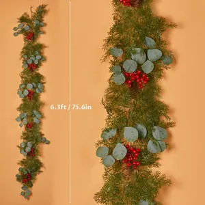 6.3ft Künstliche Weihnachtsgirlande mit PE Kiefernnadeln Eucalyptus und Beeren