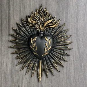 Placca da muro gotica sacro cuore in nero opaco con finitura dorata spazzolata