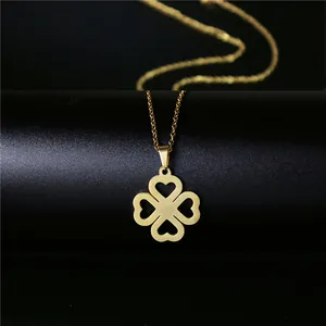 Collier minimaliste en acier inoxydable doré avec pendentif trèfle à quatre feuilles chic