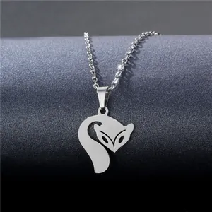 Minimalist 304 stainless steel fox pendant necklace for women with polished silver finish