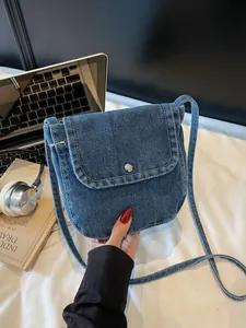 Vintage Denim Flap Messenger Bag For Women Casual Lightweight Crossbody Shoulder Bag With Contrast Stitching Denim Bag