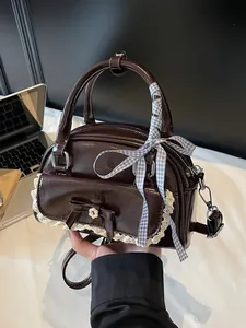 Sac Bandoulière Femme en Cuir PU Mode Vintage Dentelle Nœud Sac à Main Boston Poignée Ruban Sac à Épaule Polyvalent Carré