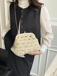 Sac de plage en paille pour femme avec motifs tissés et bandoulière en chaîne dorée