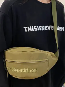 Olivgrüne minimalistische Brusttasche mit verstellbarem Riemen und Stickerei für Damen