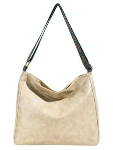 Minimalistische beige Hobo-Tasche mit Lederfalten und ethnisch gewebtem Schultergurt