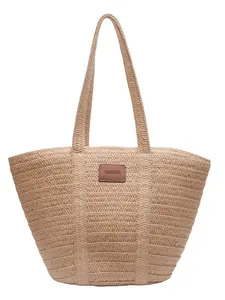 Grand sac fourre-tout beige en paille tressée pour la plage avec détail en cuir marron
