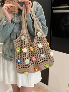 Elegante borsa tote in crochet fatta a mano con fiori 3D colorati per la primavera