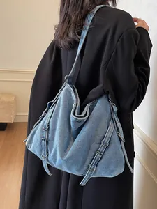 Vintage Denim Tote Bag Large Capacity Slouchy Hobo Shoulder Bag With Metal Rings For Women Casual Commuting Crossbody Bag
