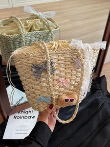 Sac à main en paille tressée avec ours mignon et nœuds colorés pour vacances à la plage