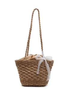 Sac fourre-tout en paille avec nœud en dentelle blanche et doublure pour plage d'été
