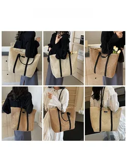 Vues détaillées du sac cabas en paille avec anses en corde noire et doublure