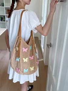 Sac fourre-tout de plage tissé pour femme avec broderies papillons et anses en cuir