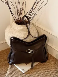 Sac à Épaule en Cuir PU Rétro pour Femmes Grande Capacité Sac Bandoulière Avec Boucle Métallique Sac Tote Navetteur Sac Hobo