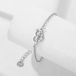 Zilveren roestvrijstalen mama-armband met hartvormige hanger en bloemdecoratie