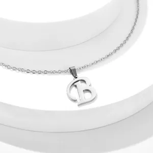 Collana minimalista in acciaio inossidabile argento con ciondolo grande lettera B