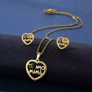 Golden heart jewelry set featuring Te Amo Mama engraved pendant and matching earrings