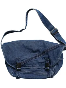 Borsa a tracolla in denim blu capiente con fibbie e cinghia regolabile per studenti