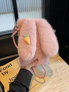 Sac Bandoulière Mignon En Peluche Avec Oreilles De Lapin Pour Femme Pochette Pour Téléphone Portable En Fausse Fourrure Avec Broderie De Carotte Petit Sac À Épaule Tendance Doux