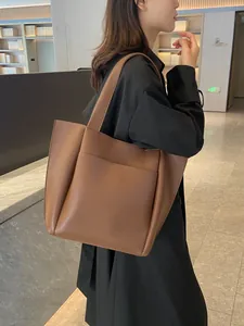 Damen Minimalistische PU Leder Einkaufstasche Große Kapazität Schultertasche Für Täglichen Pendelverkehr Mit Magnetverschluss
