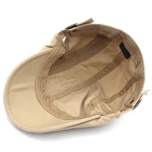 Béret classique beige en coton pour hommes avec doublure matelassée et boucle