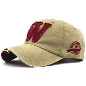 Berretto da baseball kaki con visiera usurata e ricamo Wild Jokers sul lato