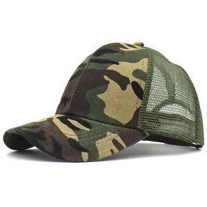 Klassische Camouflage Baseballkappe mit atmungsaktivem Netzgewebe und gebogenem Schirm