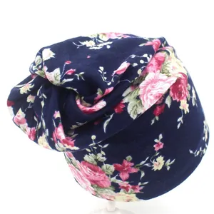 Bonnet turban imprimé floral pour femme en coton doux avec motif de fleurs bleu marine