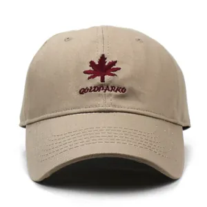 Casquette de baseball en coton kaki avec broderie feuille d'érable rouge et bord incurvé