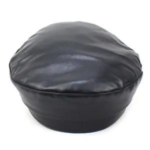 Klassische schwarze PU-Leder Marine Mütze für Damen im minimalistischen flachen Militär-Stil