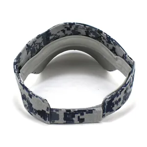 Vue détaillée du scratch réglable sur la visière de soleil camouflage pour le sport