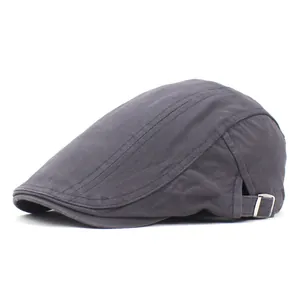 Béret réglable en coton gris foncé pour hommes avec boucle en métal et coutures décoratives