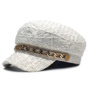 Elegant white tweed newsboy hat with gold chain accent for women's autumn fashion