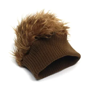 Bonnet perruque en maille pour hommes avec fausse fourrure brune de style hip-hop