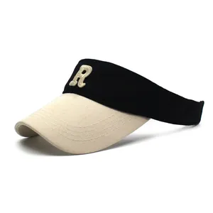 Contrast color cotton sun visor hat with embroidered letter R for outdoor sports use