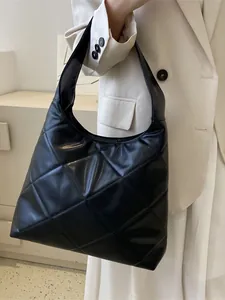 Large Quilted PU Leather Tote Bag For Women Simple Fashion Underarm Shoulder Bag Large Capacity Casual Commuter Handbag