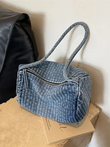 Vintage Washed Denim Underarm Bag For Women Large Capacity Quilted Stripe Shoulder Bag Casual Streetwear Hobo Tote Bag