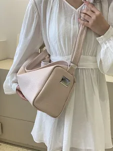 Sac à Épaule Minimaliste en Cuir PU pour Femmes Grande Capacité Sac Cabas Tendance Sacoche avec Large Bandoulière Forme d'Oreiller