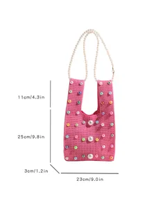 Rosa Strickhandtasche mit Perlen und Maßen von 25cm Höhe und 23cm Breite im Bild