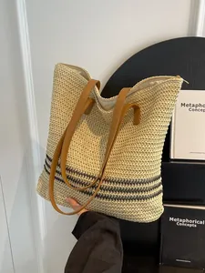 Grand Sac Cabas Bohème en Paille Tressée à Rayures Sac à Bandoulière pour Femmes Été Plage Décontracté Quotidien Sac Sous le Bras