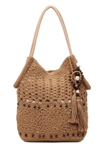 Böhmische Häkeltasche mit hohlem Blumenmuster und langem Fransen-Anhänger-Charm